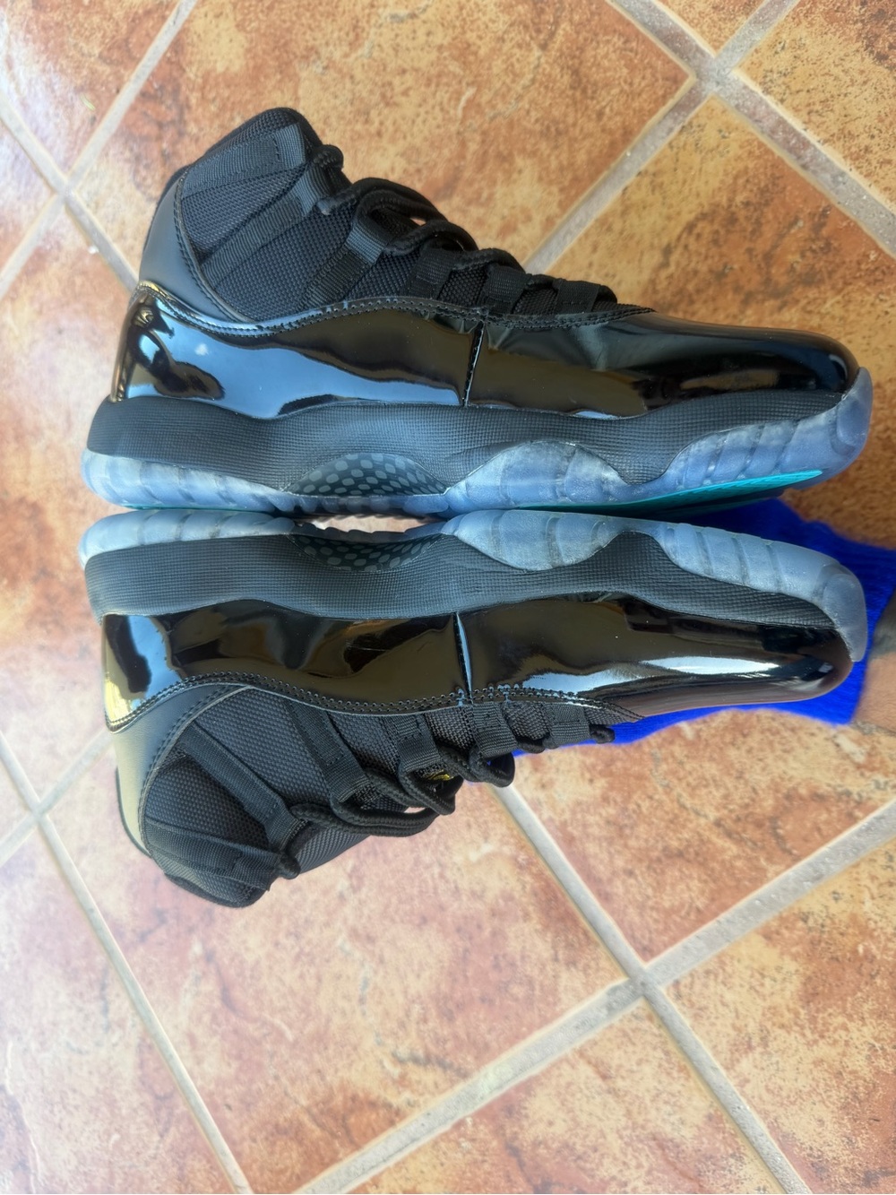 Size 9.5 Men’s And Women’s 11 - Jordan Retro 11 Gamma Blue 2025 - Picture 3 of 7